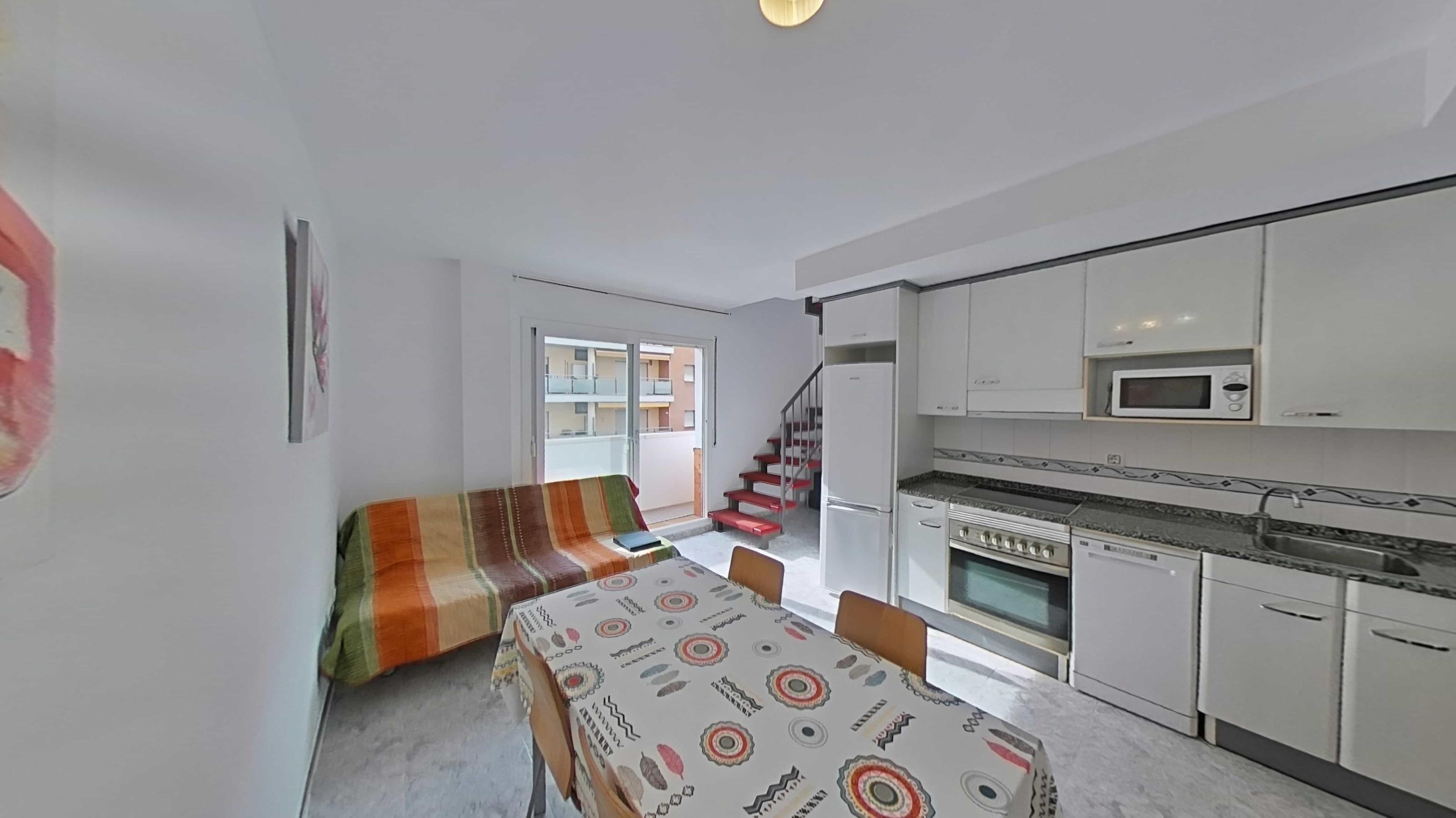 Imagen 13 Dúplex en venta en Lloret De Mar / Cerca de todos los servicios.