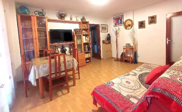Imagen 10 Inmueble 306375 - Piso en venta en Calella / A 2 Minutos de la playa