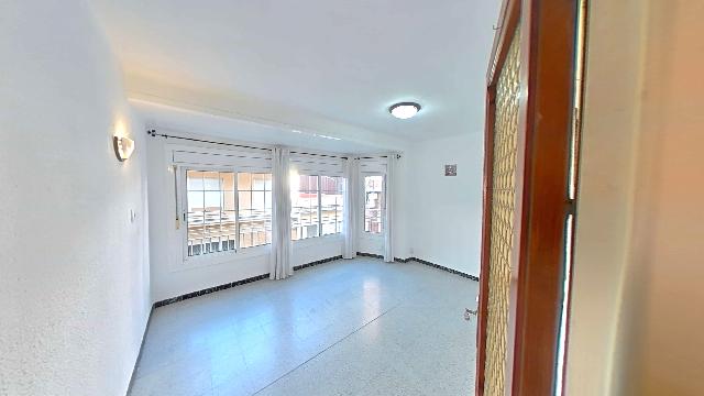 Imagen 7 Inmueble 306422 - Piso en venta en Calella / En el centro de Calella