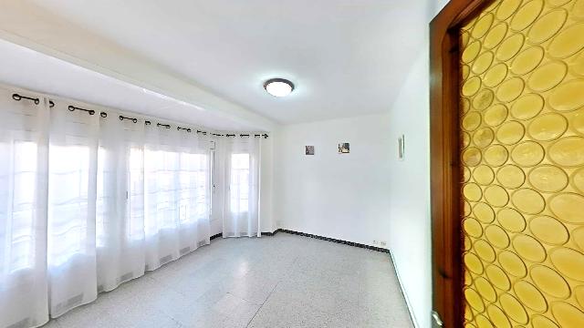 Imagen 5 Inmueble 306422 - Piso en venta en Calella / En el centro de Calella