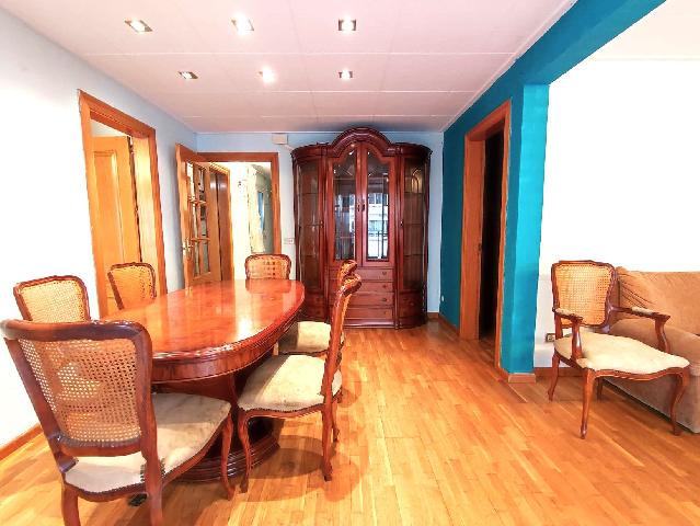 Imagen 5 Inmueble 306774 - Piso en venta en Pineda De Mar / En el Centro de Pineda de Mar