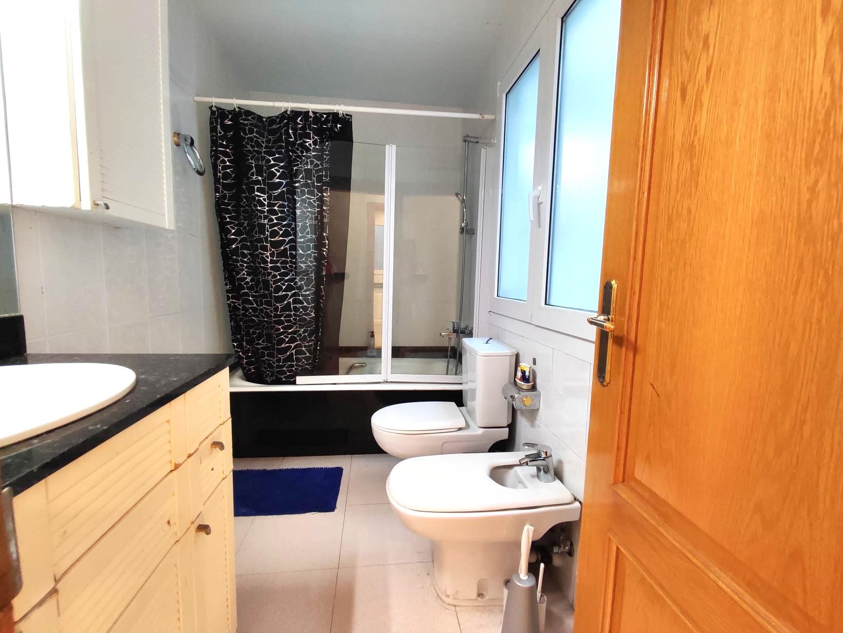 Imagen 12 Piso en venta en Pineda De Mar / En el Centro de Pineda de Mar