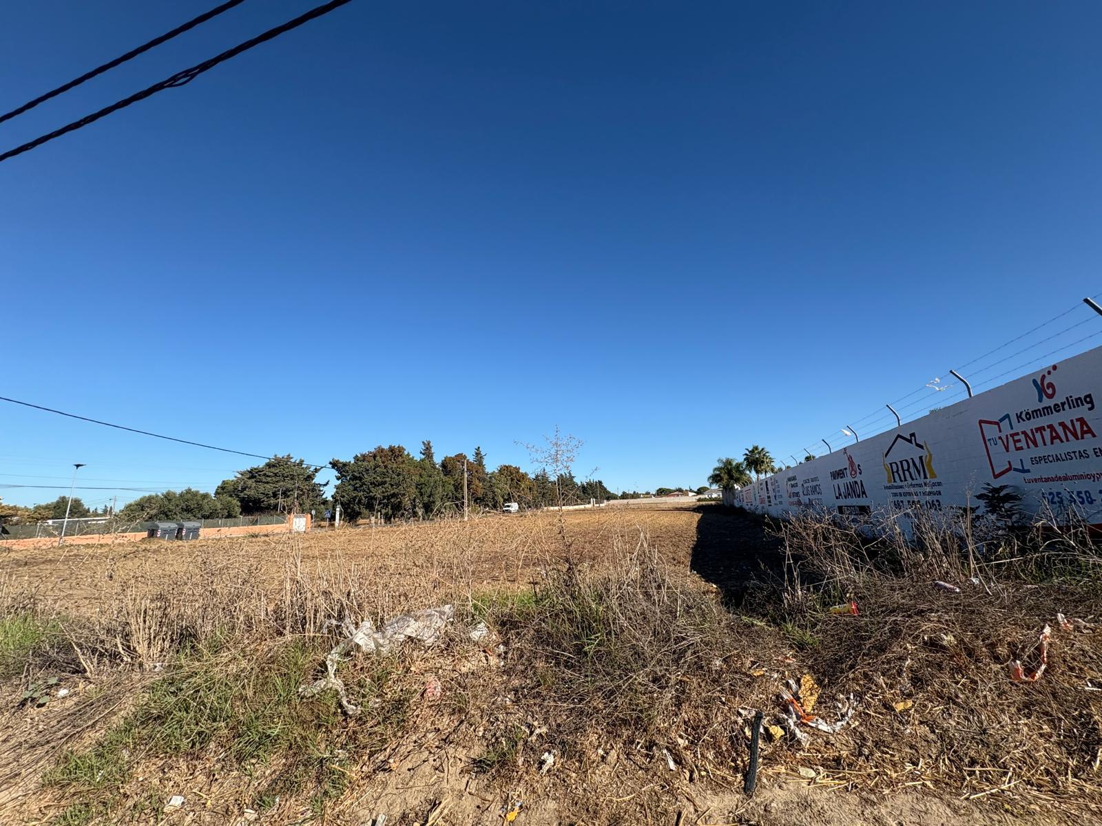 Imagen 2 Solar Rústico en venta en Chiclana De La Frontera / Zona del Marquesado. 
