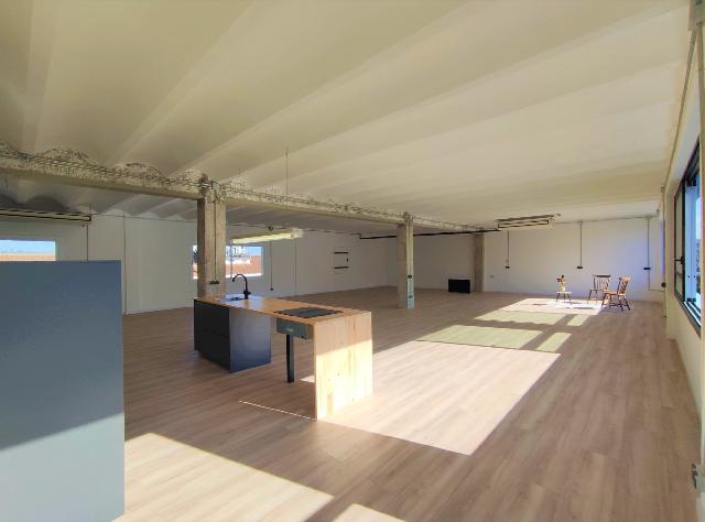 Imagen 3 Inmueble 297989 - Oficina Comercial en venta en Sant Cugat Del Vallès / Sobre Av Cerdanyola 
