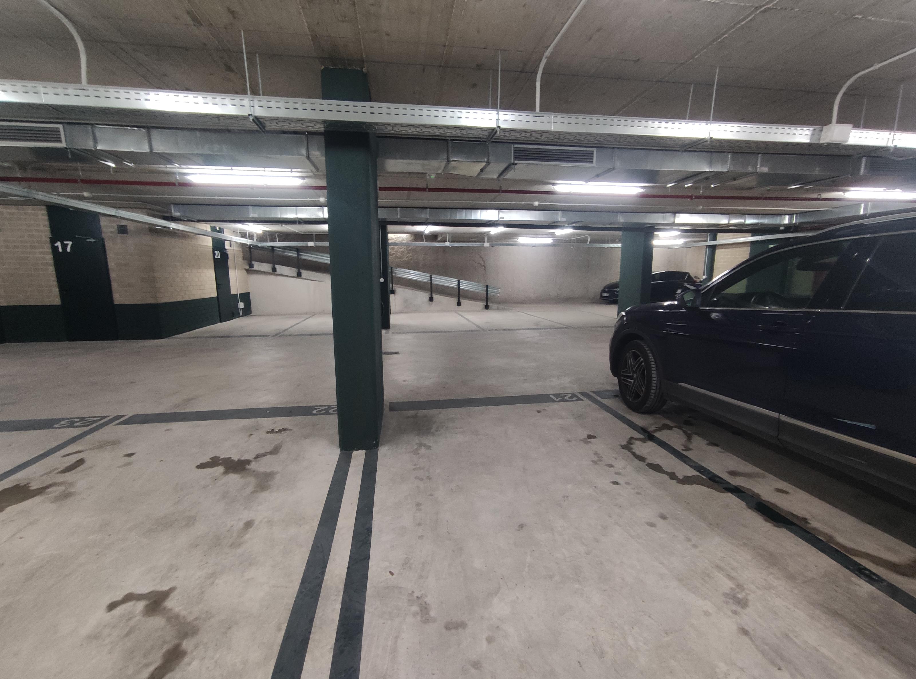 Imagen 4 Parking Coche en alquiler en Sant Cugat Del Vallès / Sobre Av Cerdanyola 