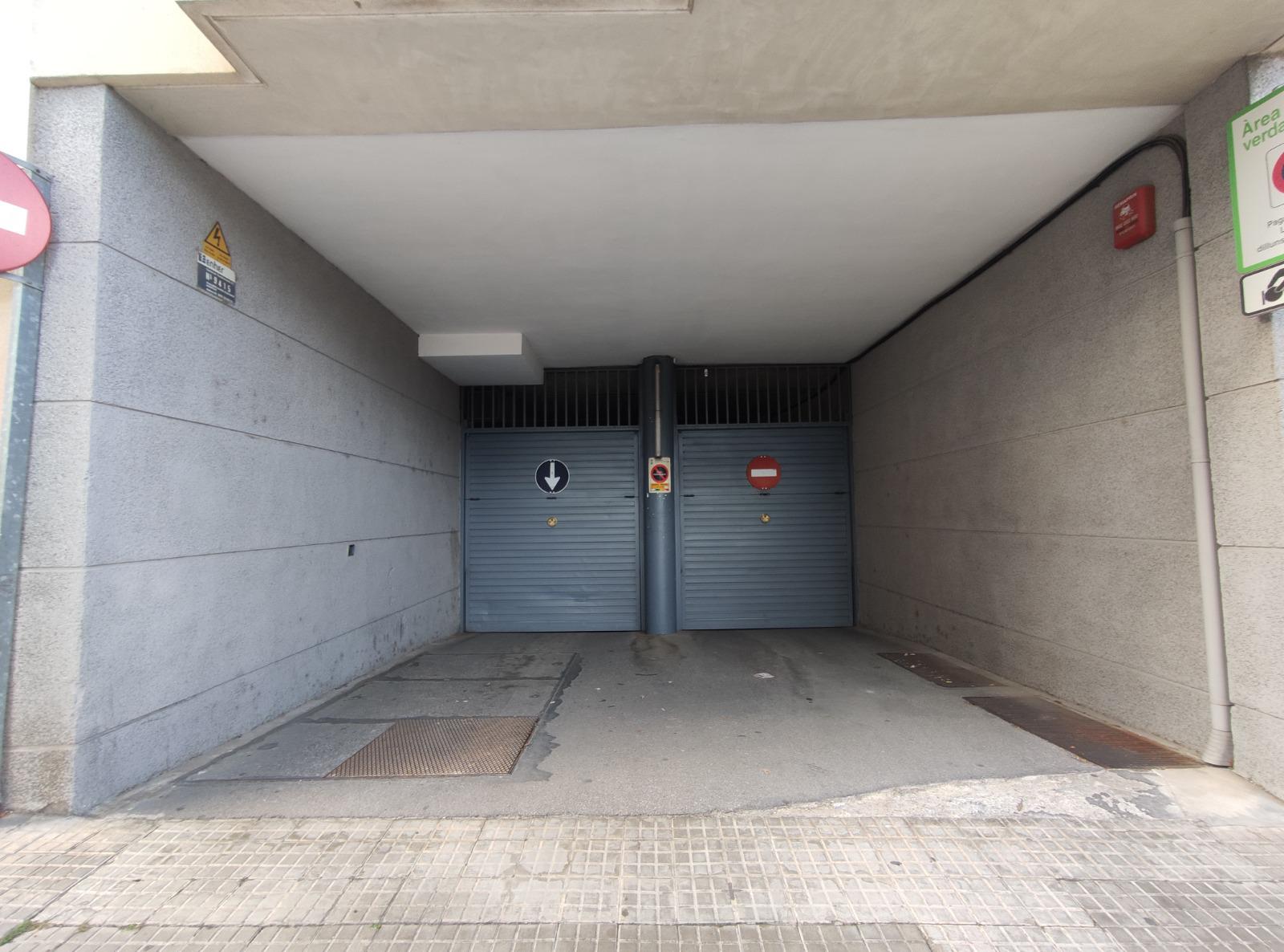 Imagen 4 Parking Coche en alquiler en Sant Cugat Del Vallès / Cercano de Parc Cerda