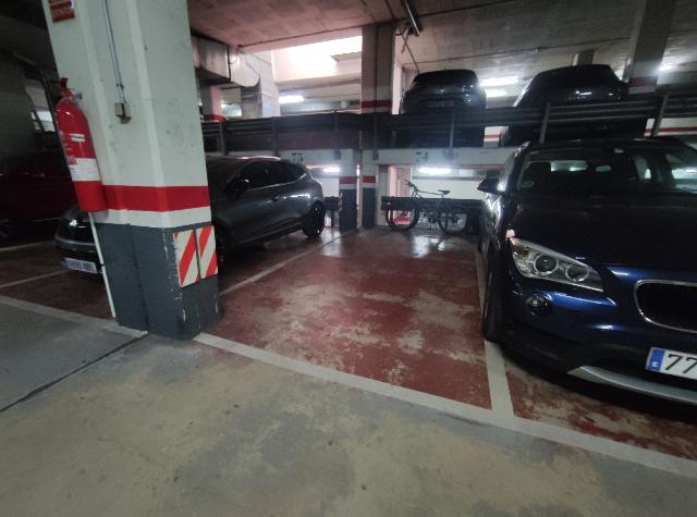 Imagen 3 Inmueble 300878 - Parking Coche en alquiler en Sant Cugat Del Vallès / A metros de Av Cerdanyola 