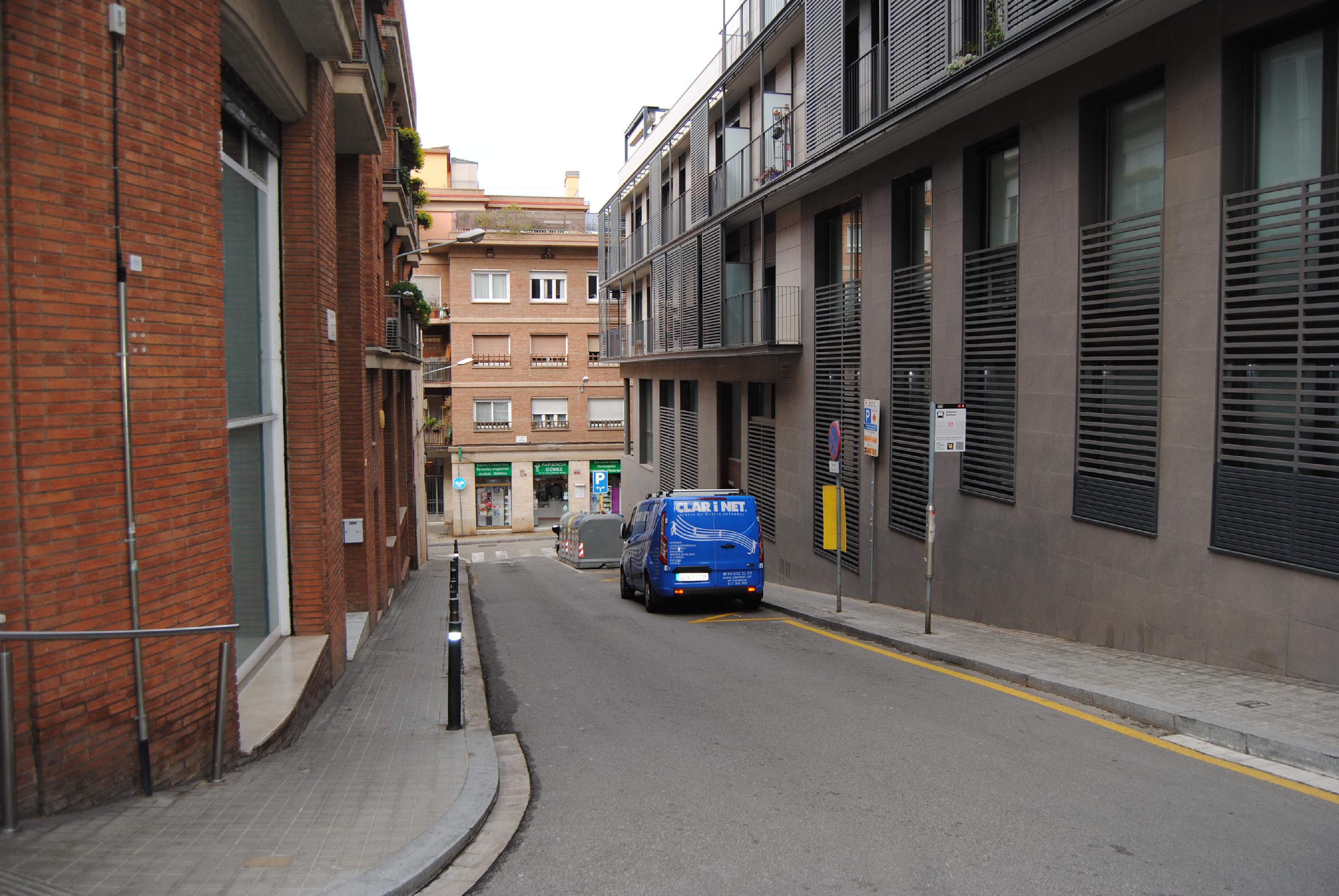 Imagen 17 Local Comercial en venta en Barcelona / Dentro de zona exclusiva del putxet