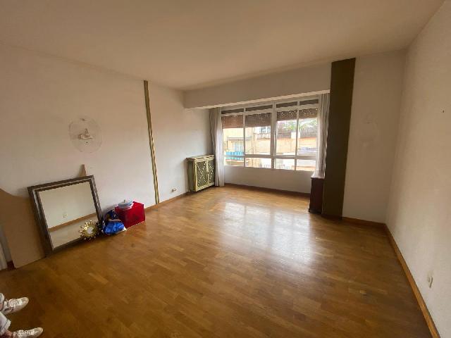 Imagen 2 Inmueble 303847 - Piso en venta en Barcelona / A metros de Plaza Alfonso Comin