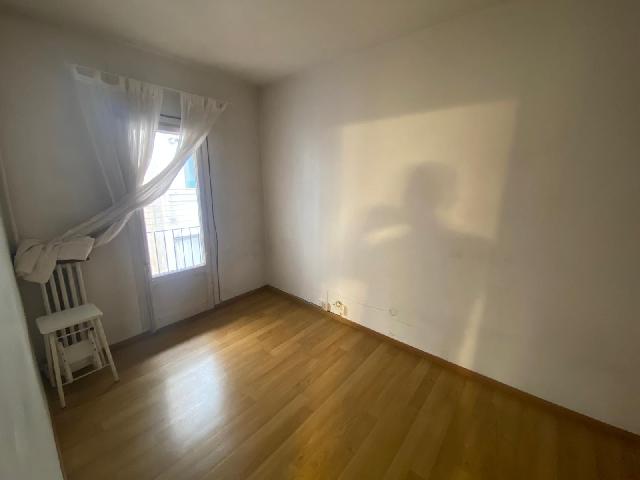 Imagen 8 Inmueble 303847 - Piso en venta en Barcelona / A metros de Plaza Alfonso Comin