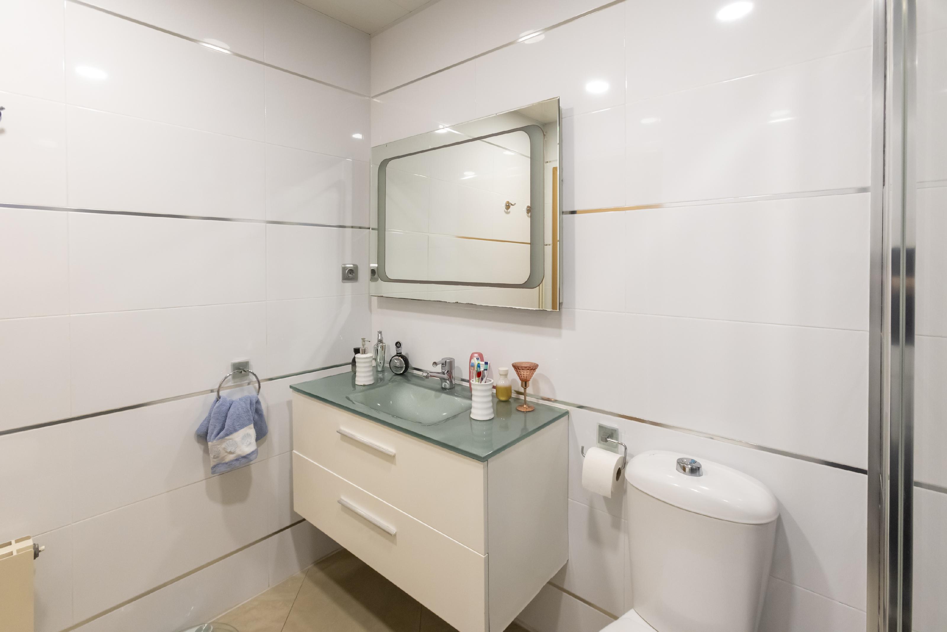 Imagen 26 Planta Baja en venta en Santa Coloma De Gramenet / Montigala, Barrio Puigfred