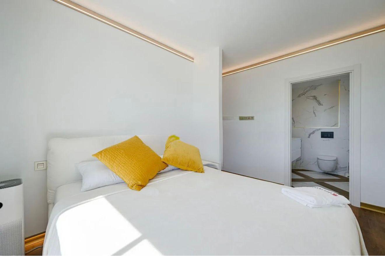 Imagen 17 Casa Adosada en venta en Montgat / Chalet Adosado en Montgat.