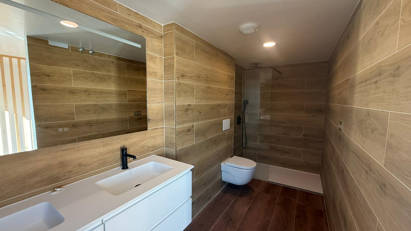 Imagen 22 Casa Adosada en venta en Montgat / Chalet Adosado en Montgat.