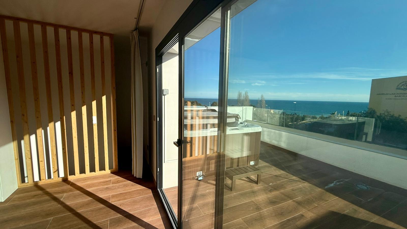 Imagen 25 Casa Adosada en venta en Montgat / Chalet Adosado en Montgat.