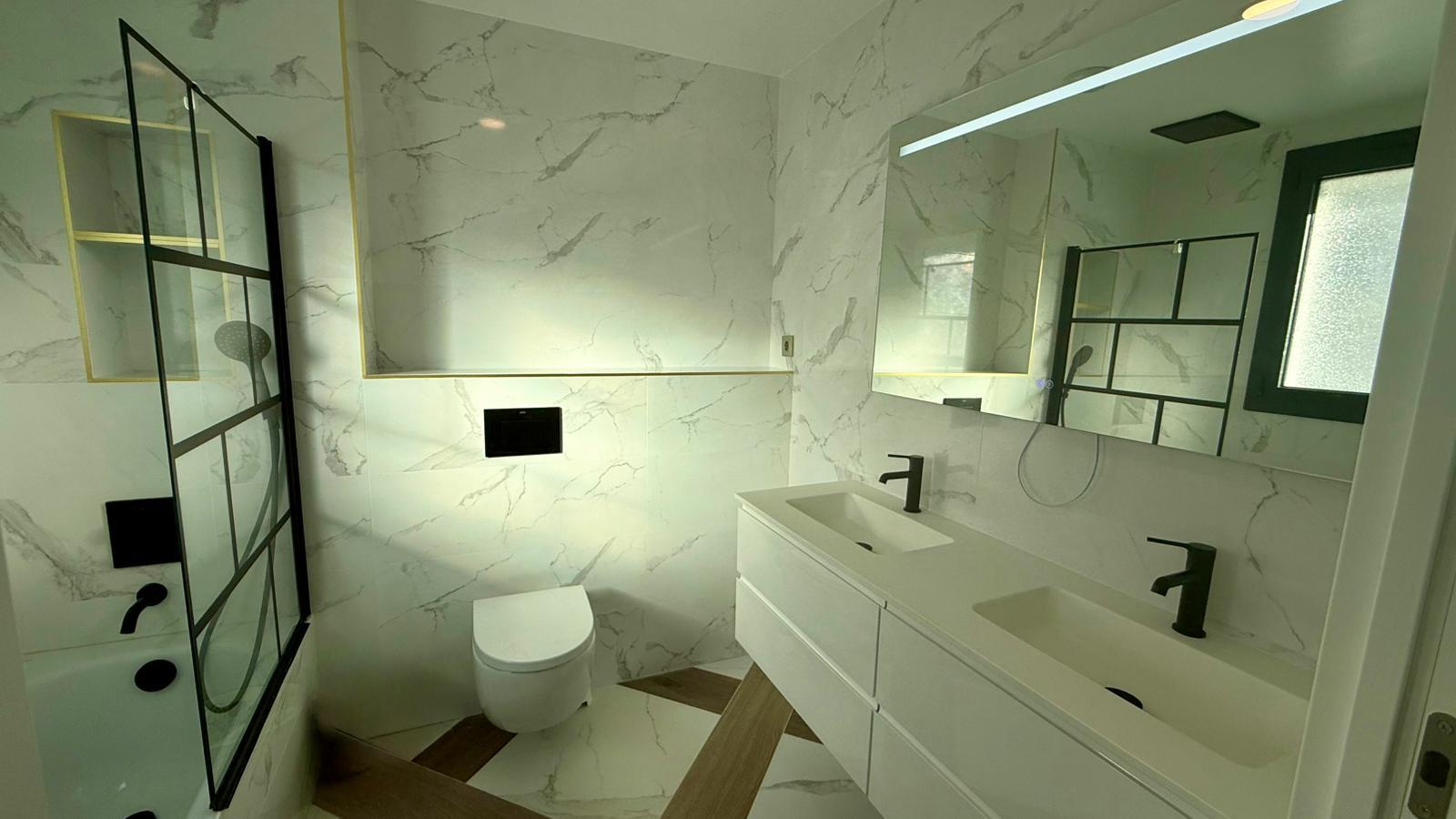 Imagen 19 Casa Adosada en venta en Montgat / Chalet Adosado en Montgat.