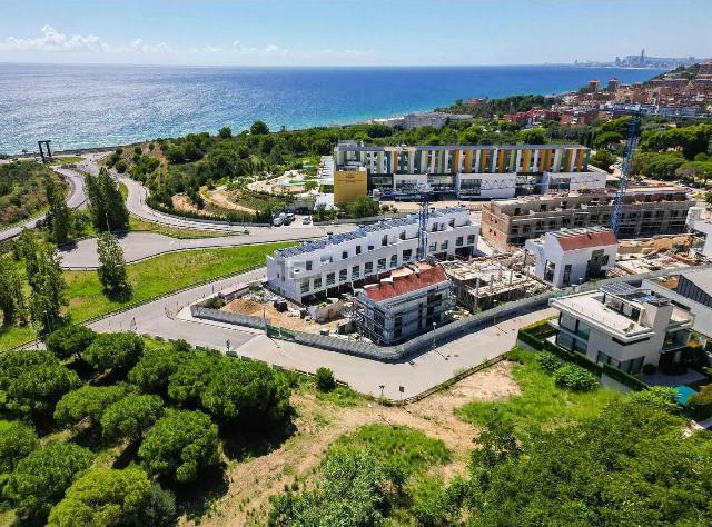 Imagen 29 Inmueble 300472 - Casa Adosada en venta en Montgat / Chalet Adosado en Montgat.