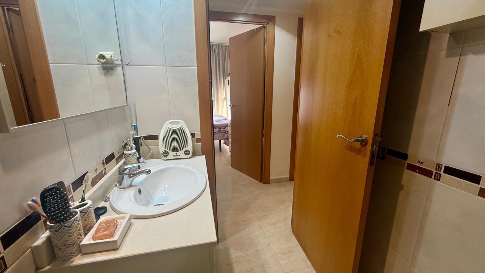 Imagen 10 Apto. Playa en venta en Canet De Mar / Piso en Canet de Mar, primera linea de mar.