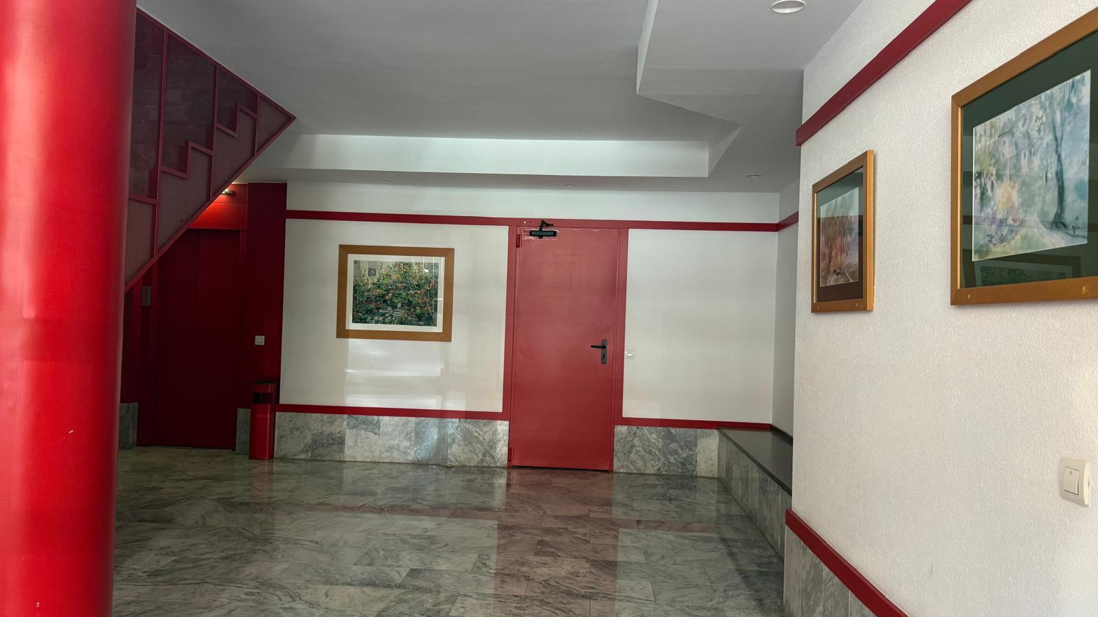 Imagen 7 Apartamento en venta en Sant Cugat Del Vallès / Piso en Torre Blanca frente a colegio Europa