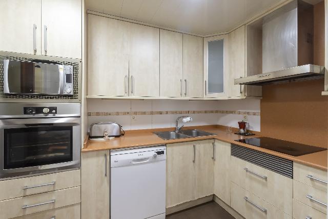 Imagen 10 Inmueble 306155 - Ático en venta en Barcelona / Ático, Via Júlia con vistas y ascensor.