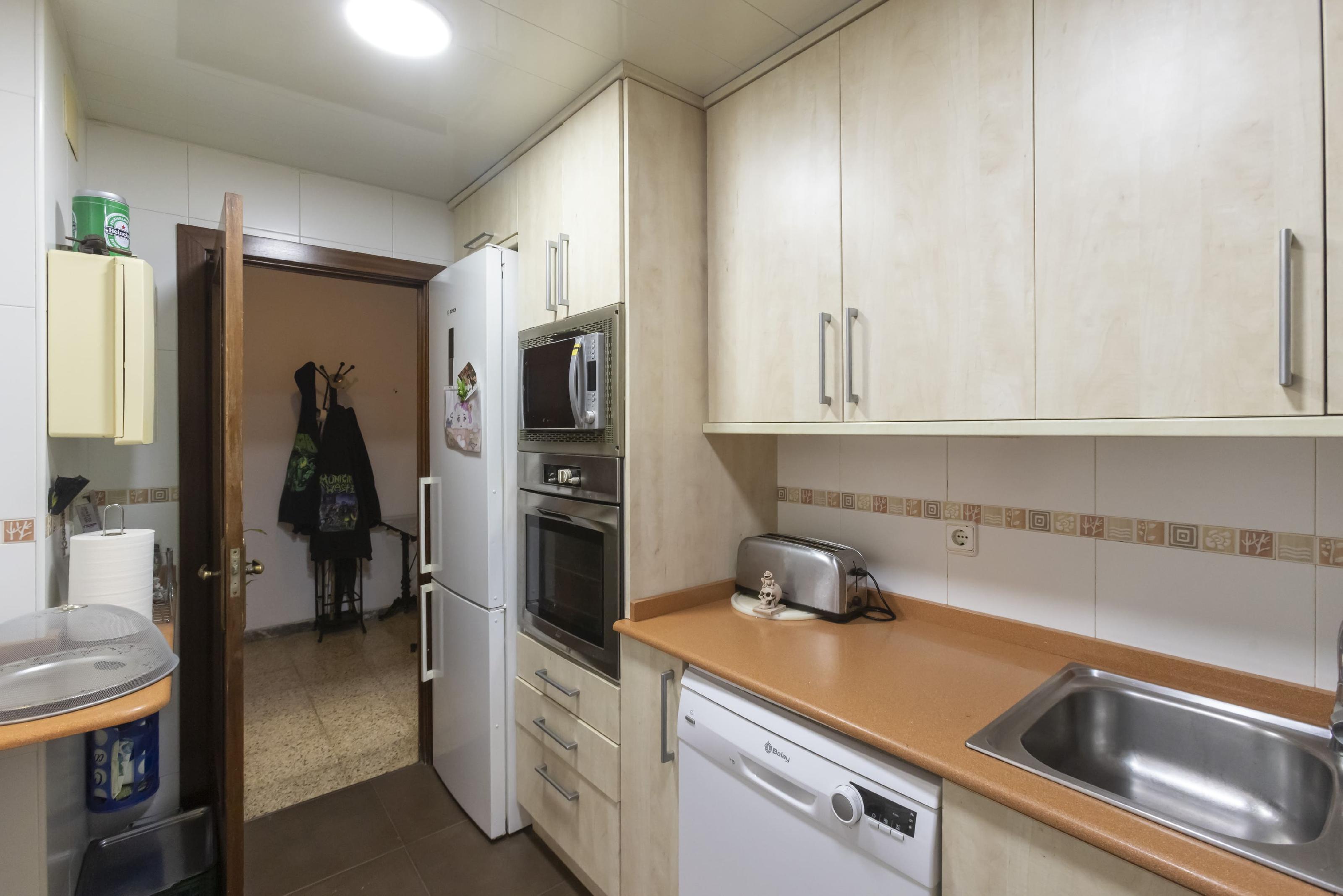 Imagen 9 Ático en venta en Barcelona / Ático, Via Júlia con vistas y ascensor.
