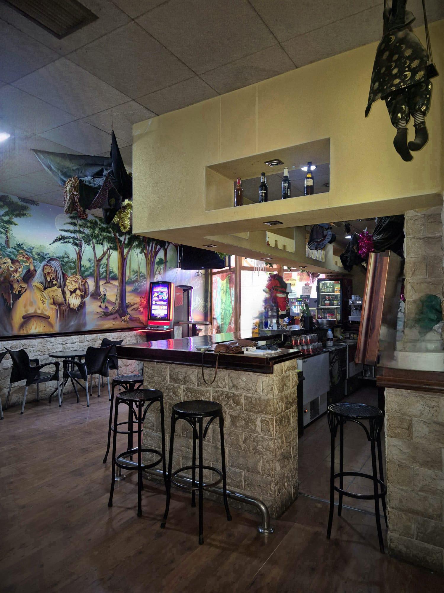 Imagen 3 Local Comercial en venta en Sant Joan D´alacant / En el centro del pueblo