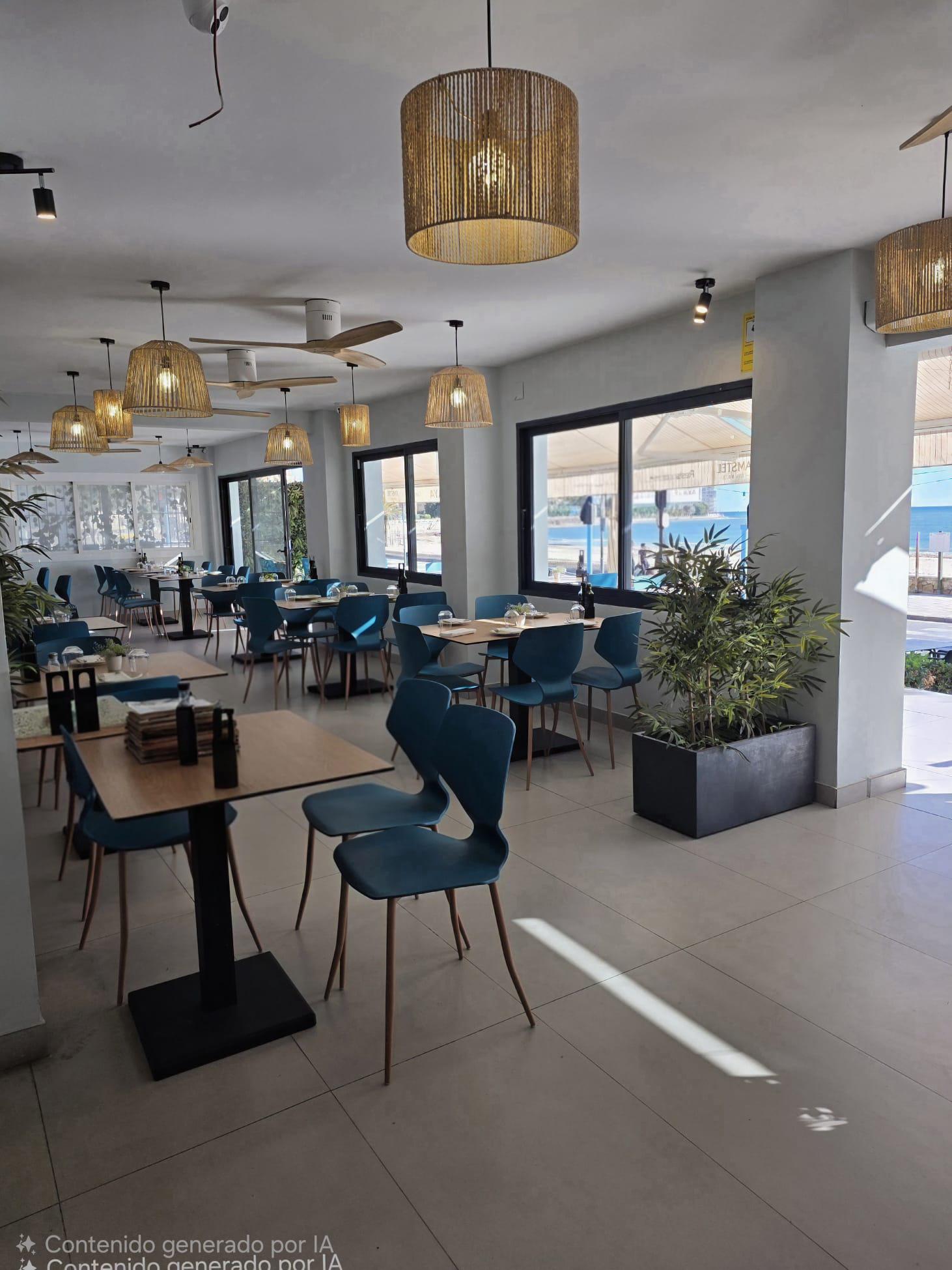 Imagen 3 Local Comercial en venta en Campello El / Primera linea de playa