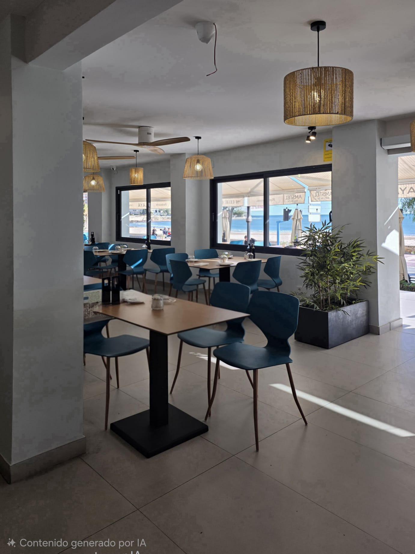 Imagen 6 Local Comercial en venta en Campello El / Primera linea de playa