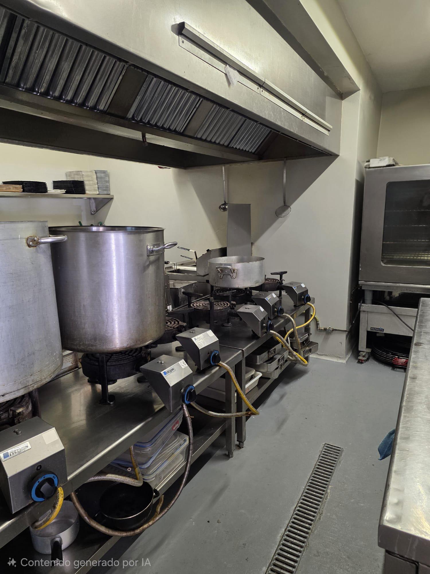 Imagen 22 Local Comercial en venta en Campello El / Primera linea de playa