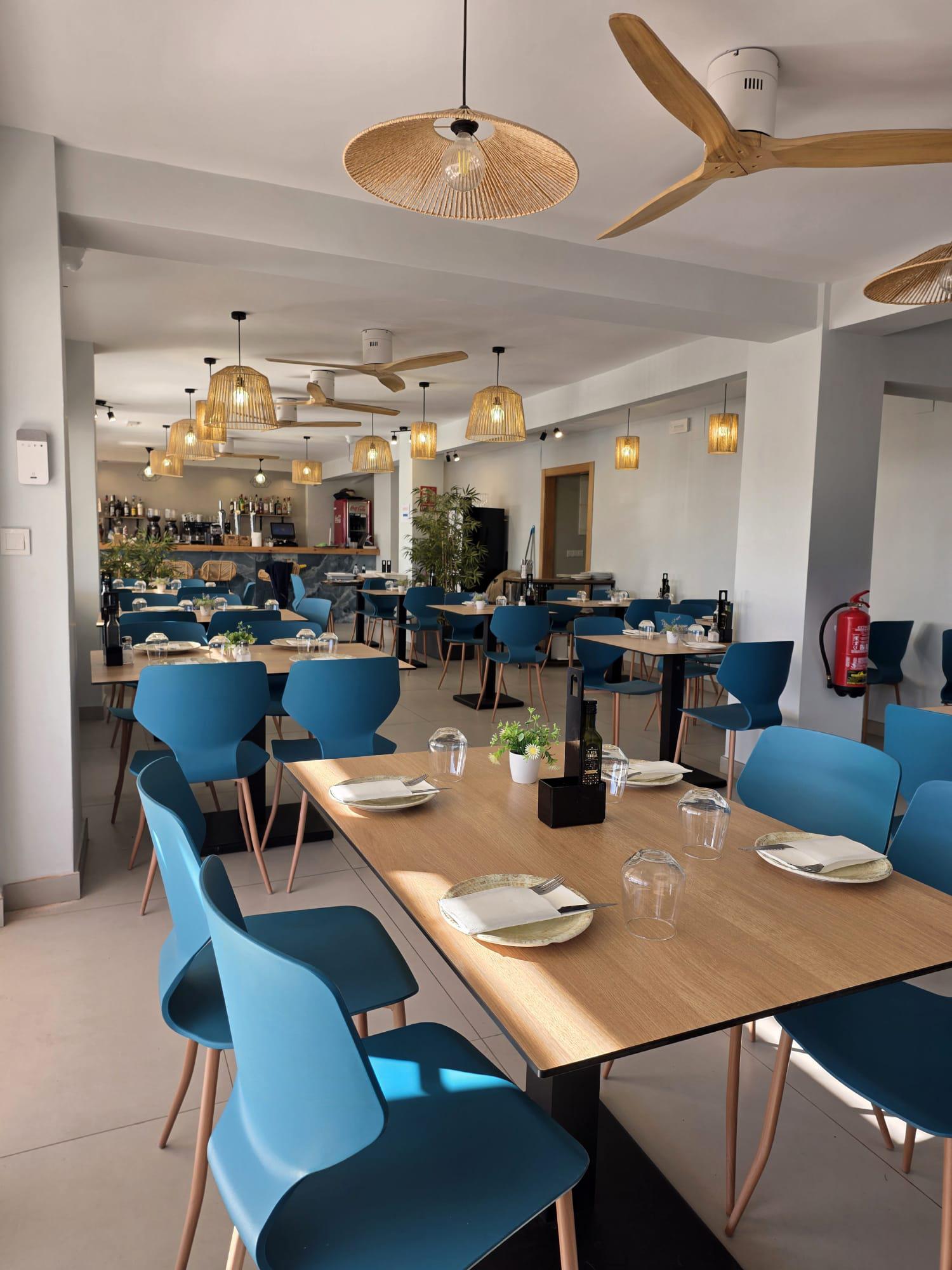 Imagen 4 Local Comercial en venta en Campello El / Primera linea de playa