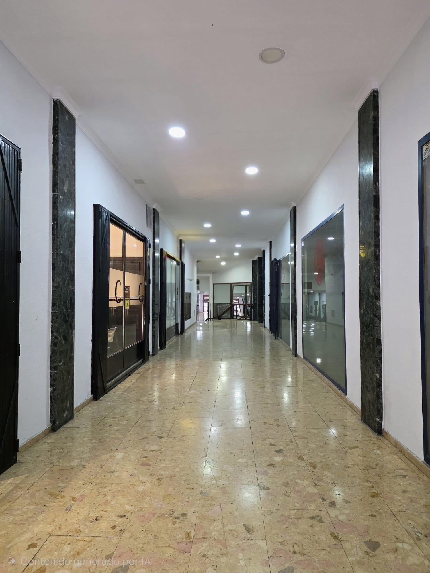 Imagen 4 Oficina Comercial en venta en Alicante/alacant / En el centro de la ciudad cerca de todas ...