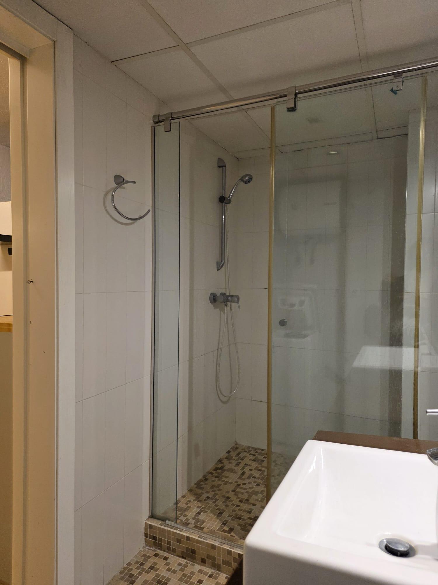 Imagen 13 Oficina Comercial en venta en Alicante/alacant / En el centro de la ciudad cerca de todas ...