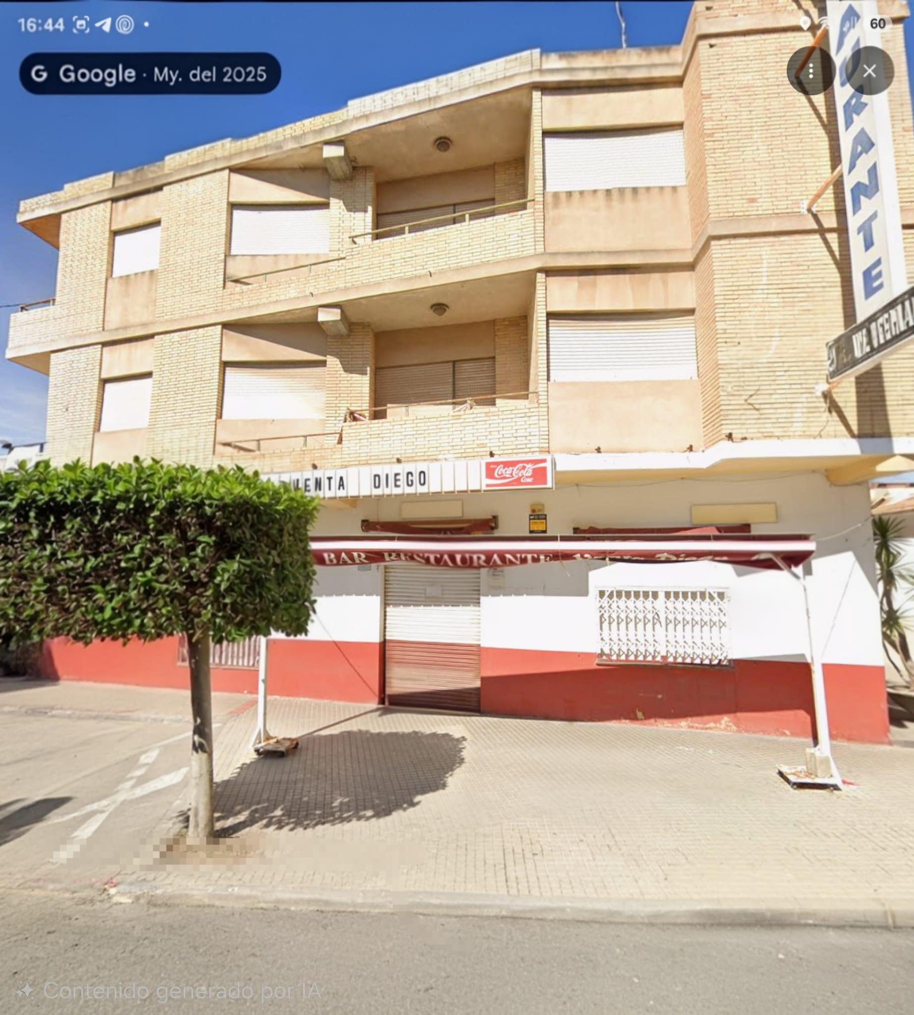 Imagen 1 Local Comercial en venta en Mutxamel / Zona del casco Antiguo