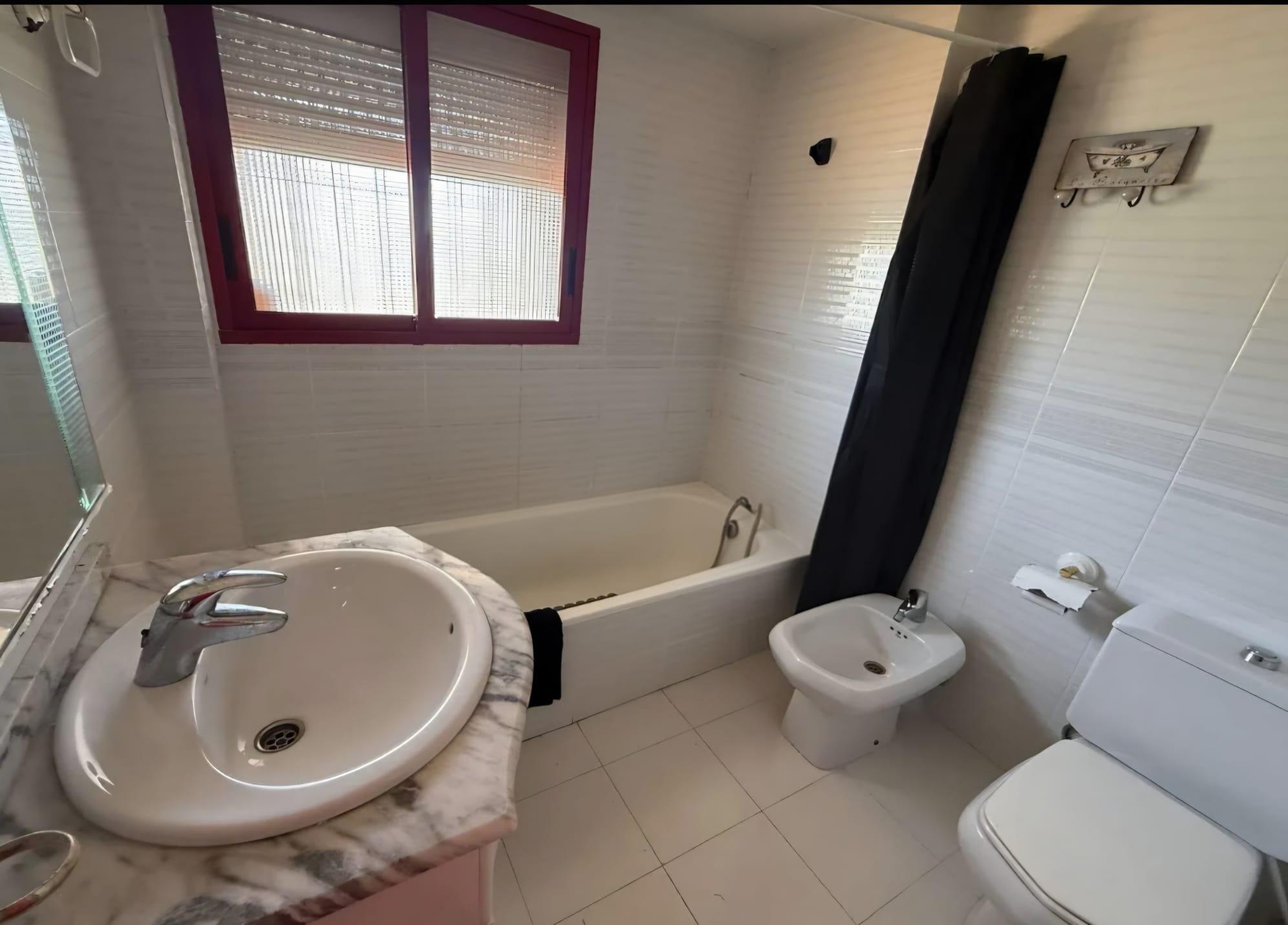 Imagen 11 Casa Adosada en venta en Campello El / Duplex  Playa Muchavista 