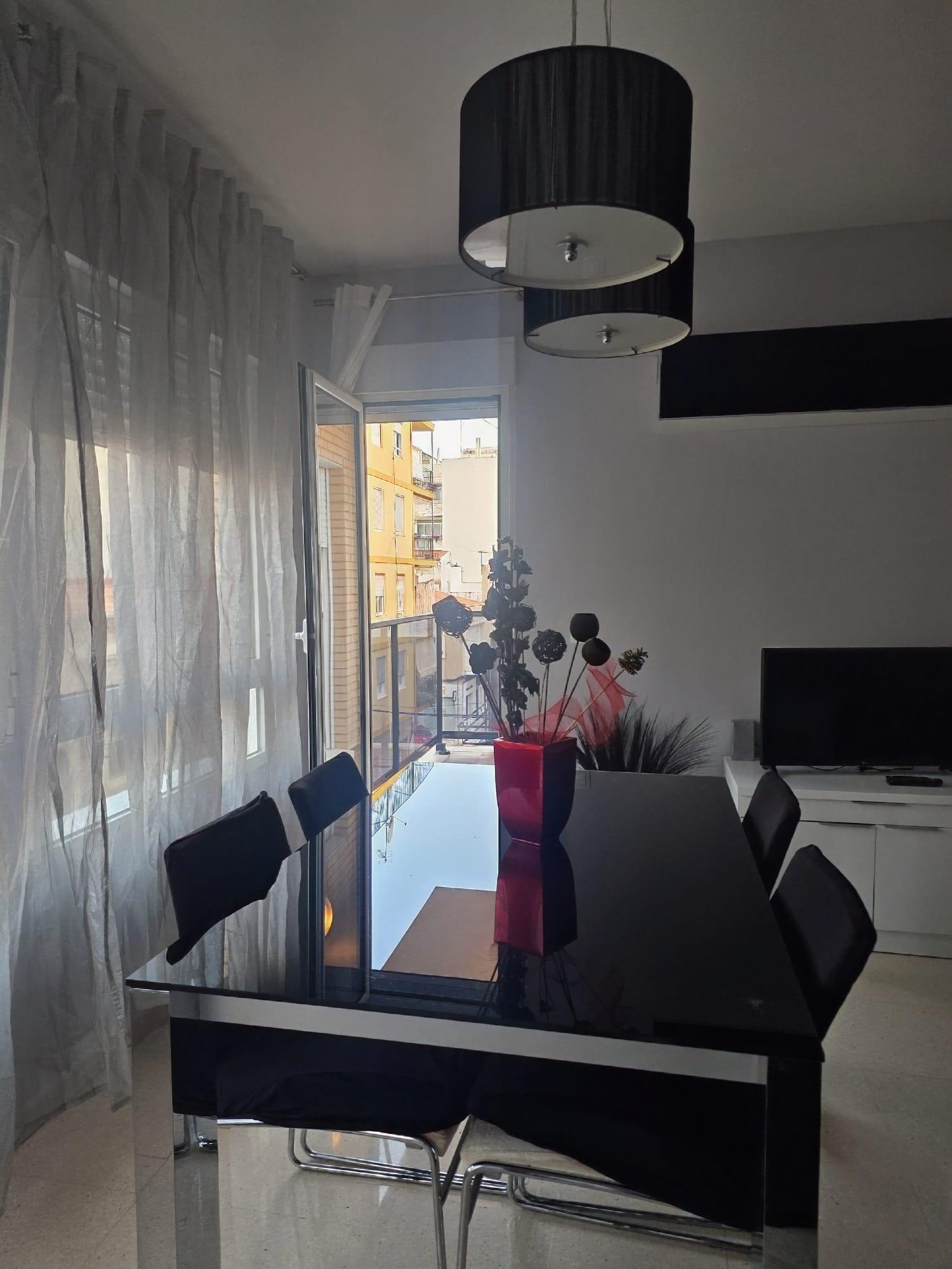 Imagen 3 Apartamento en venta en Elda / Centro de la ciudad , cerca de todas la comodidades