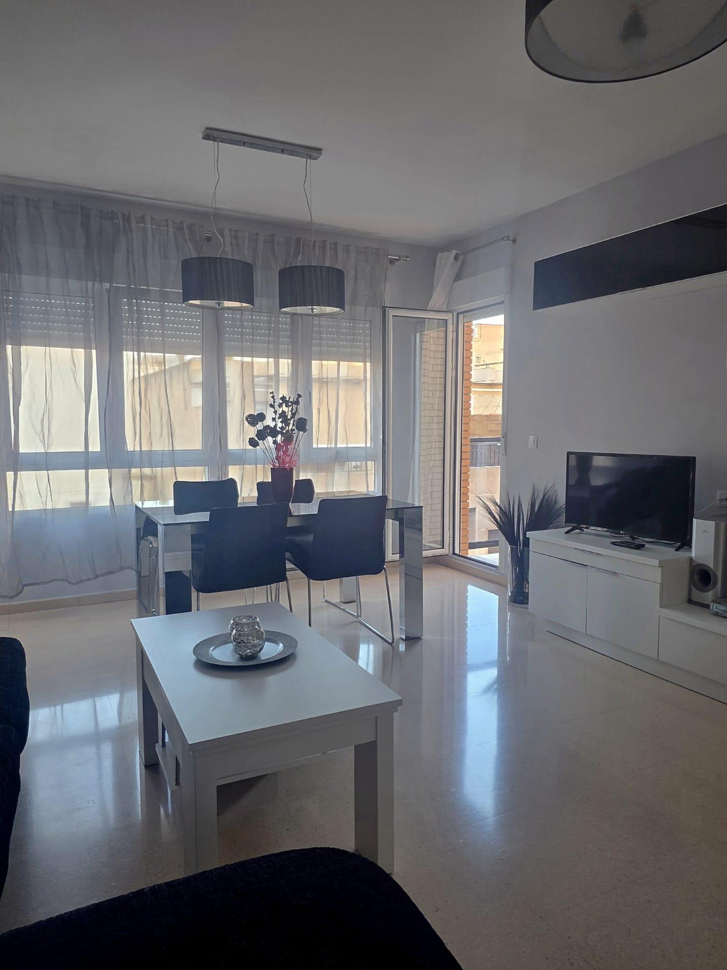 Imagen 1 Apartamento en venta en Elda / Centro de la ciudad , cerca de todas la comodidades
