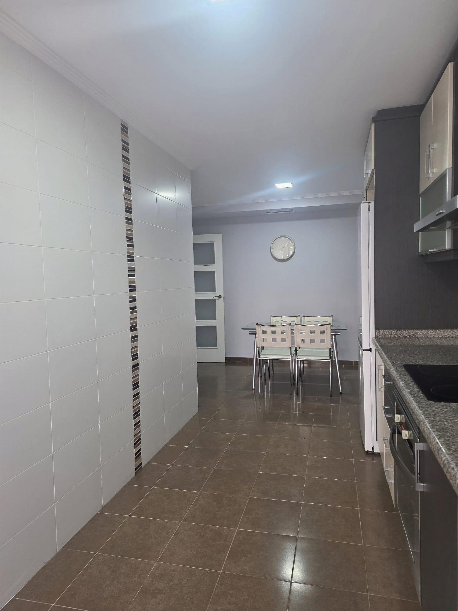 Imagen 12 Apartamento en venta en Elda / Centro de la ciudad , cerca de todas la comodidades