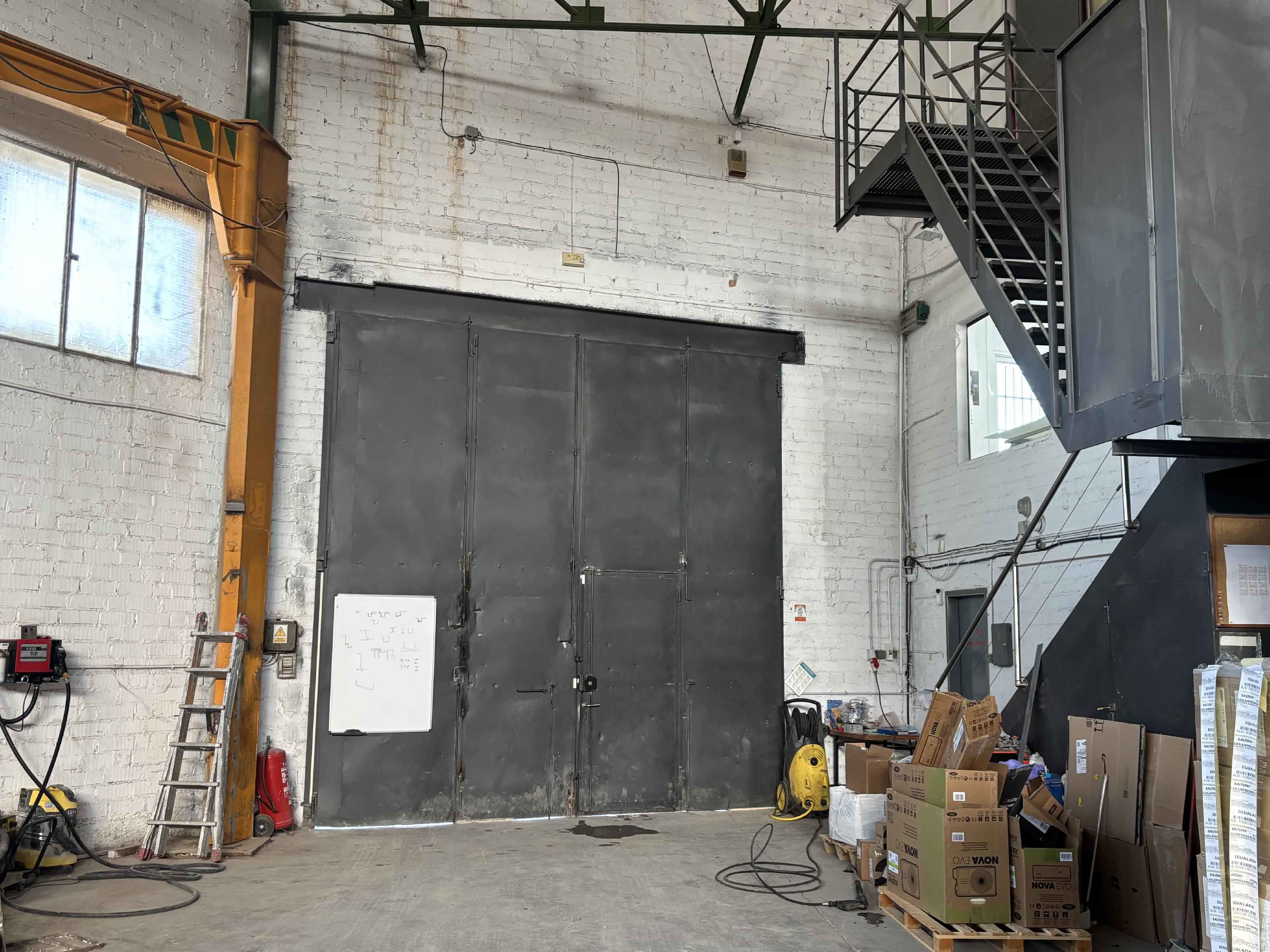 Imagen 7 Local Industrial en venta en Òdena / Al lado de la ciudad