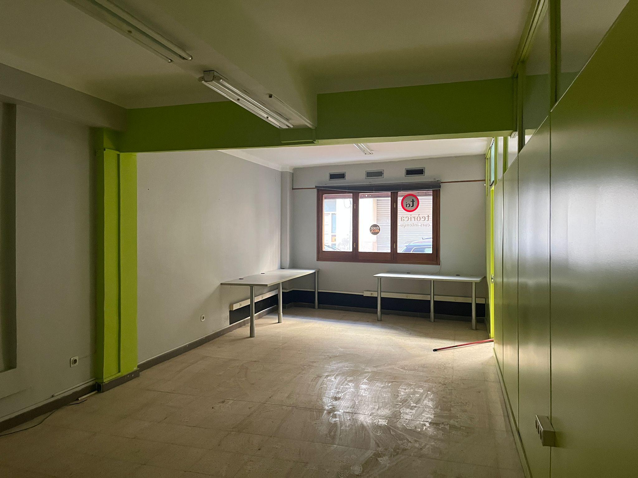 Imagen 8 Local Comercial en venta en Igualada / A peu del carrer