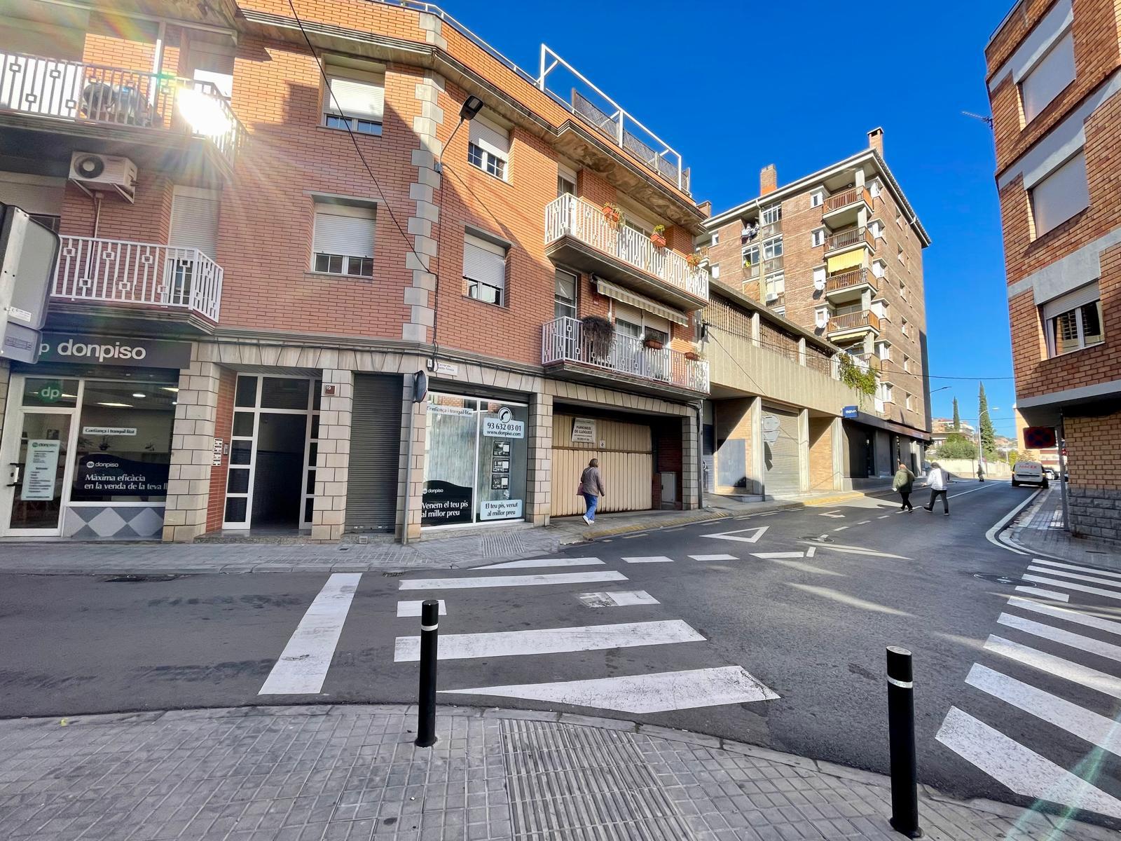 Imagen 20 Local Comercial en venta en Igualada / A peu del carrer