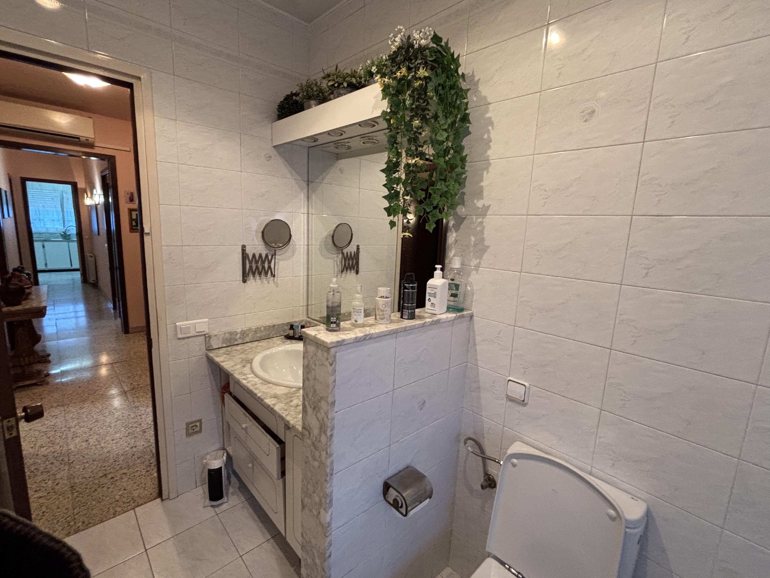 Imagen 25 Casa en venta en Vallbona D´anoia / Cerca de la estación del tren