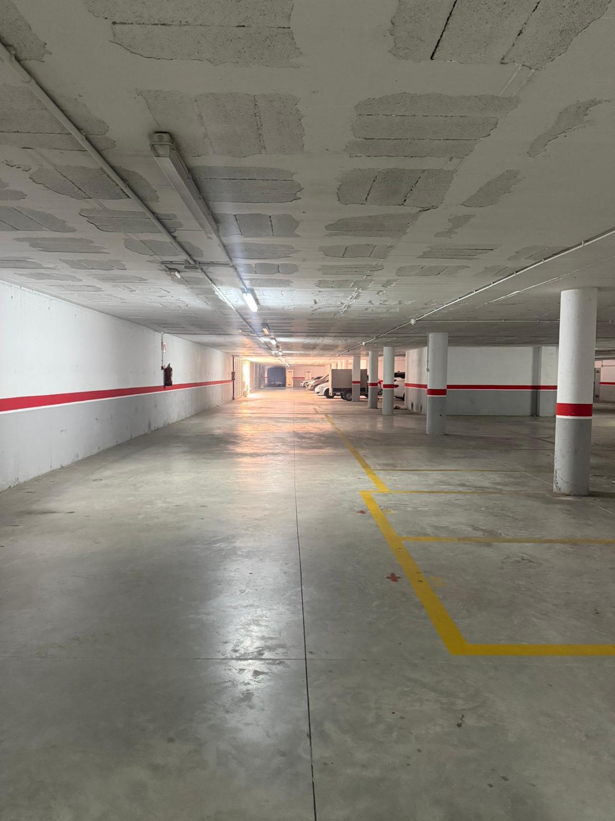 Imagen 10 Parking Coche en venta en Igualada / En zona muy céntrica
