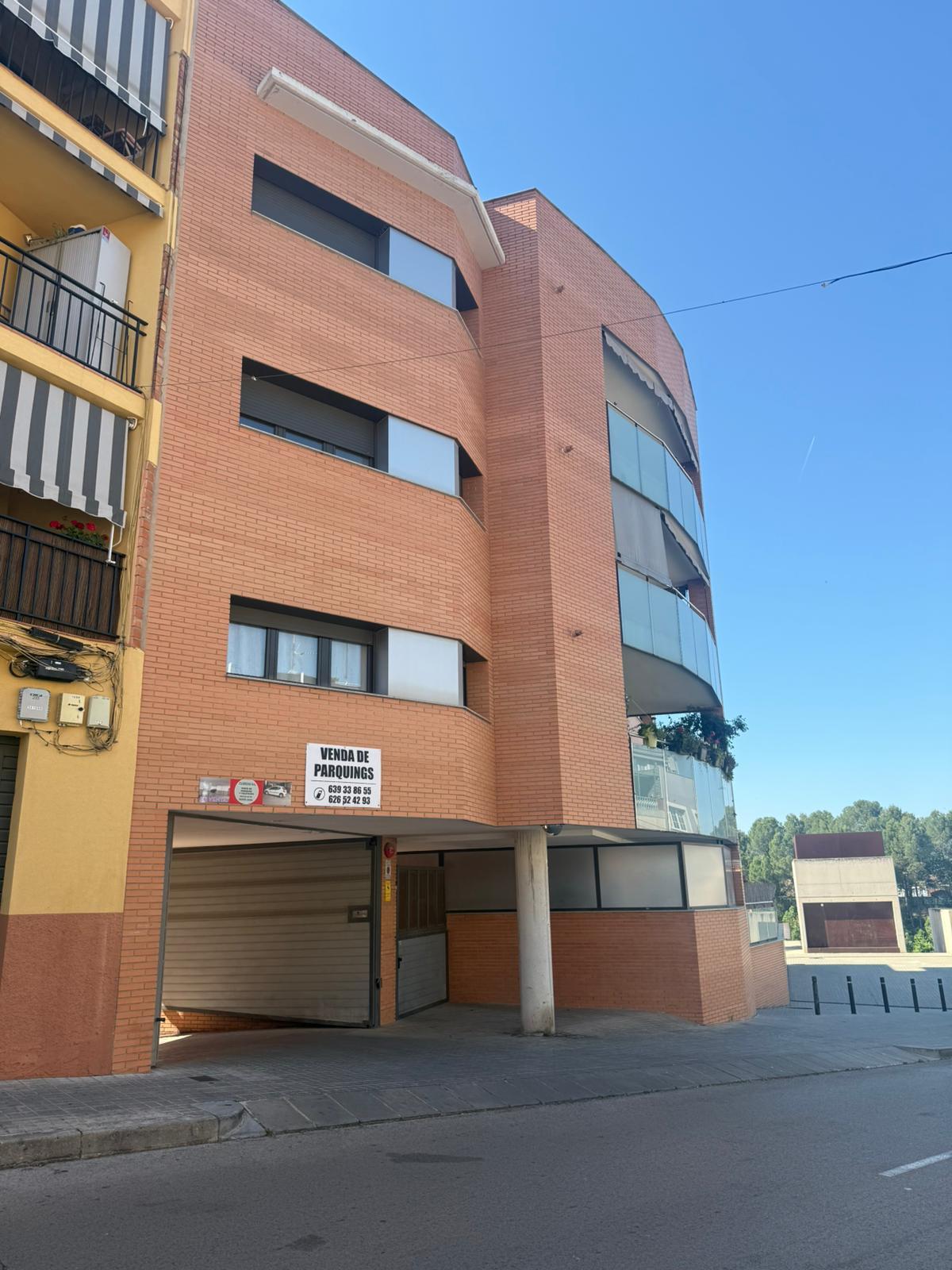 Imagen 16 Parking Coche en venta en Igualada / En zona muy céntrica.