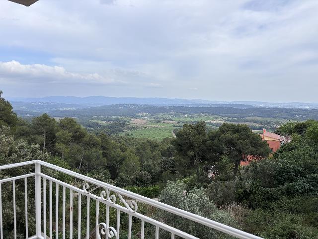 Imagen 17 Inmueble 303609 - Casa en venta en Mediona / Cerca del centro de la urbanización