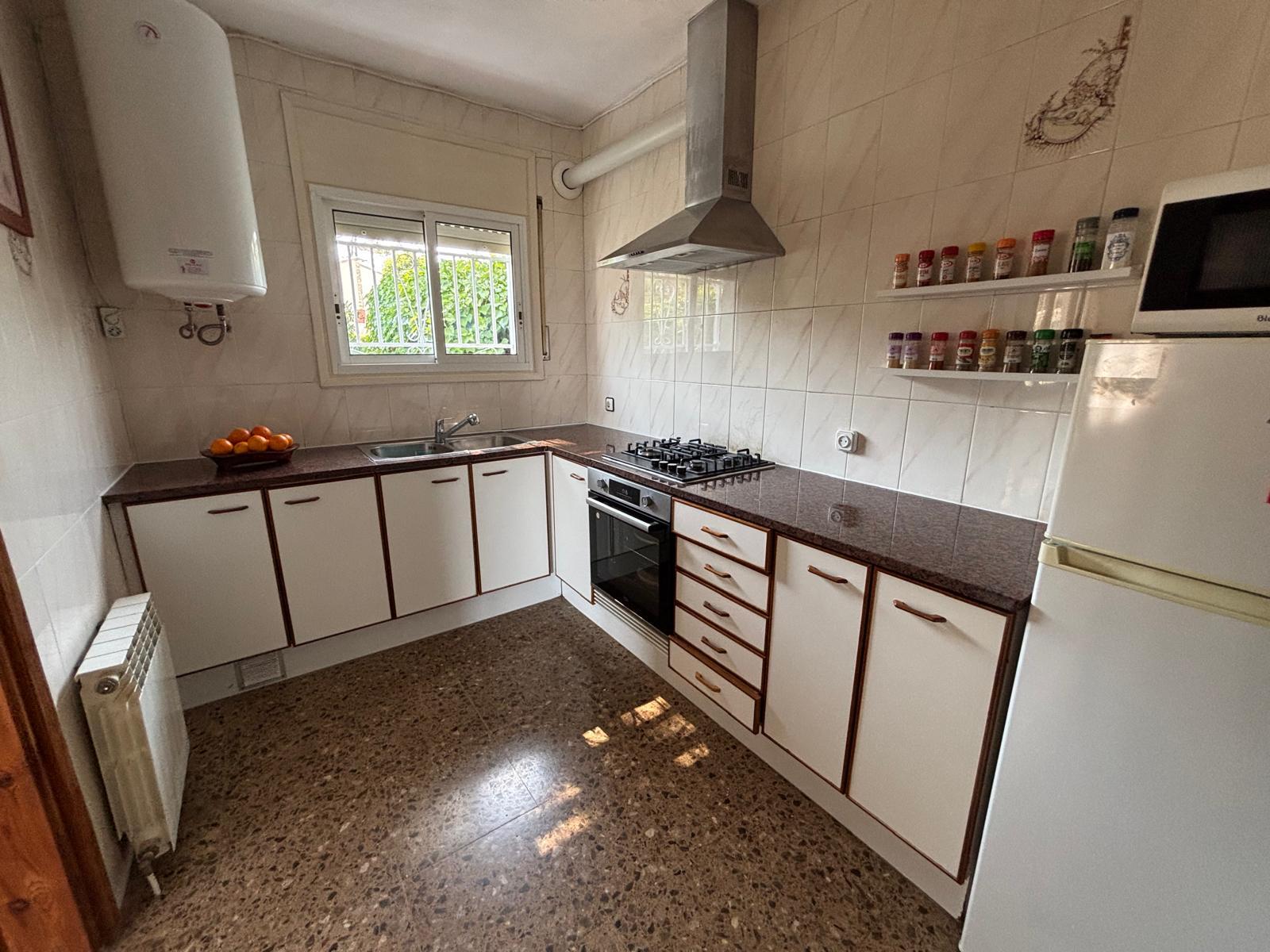 Imagen 16 Casa en venta en Mediona / Cerca del centro de la urbanización