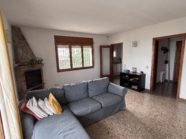 Imagen 12 Inmueble 303609 - Casa en venta en Mediona / Cerca del centro de la urbanización