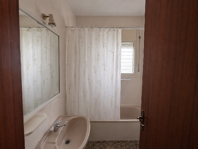 Imagen 25 Inmueble 303609 - Casa en venta en Mediona / Cerca del centro de la urbanización