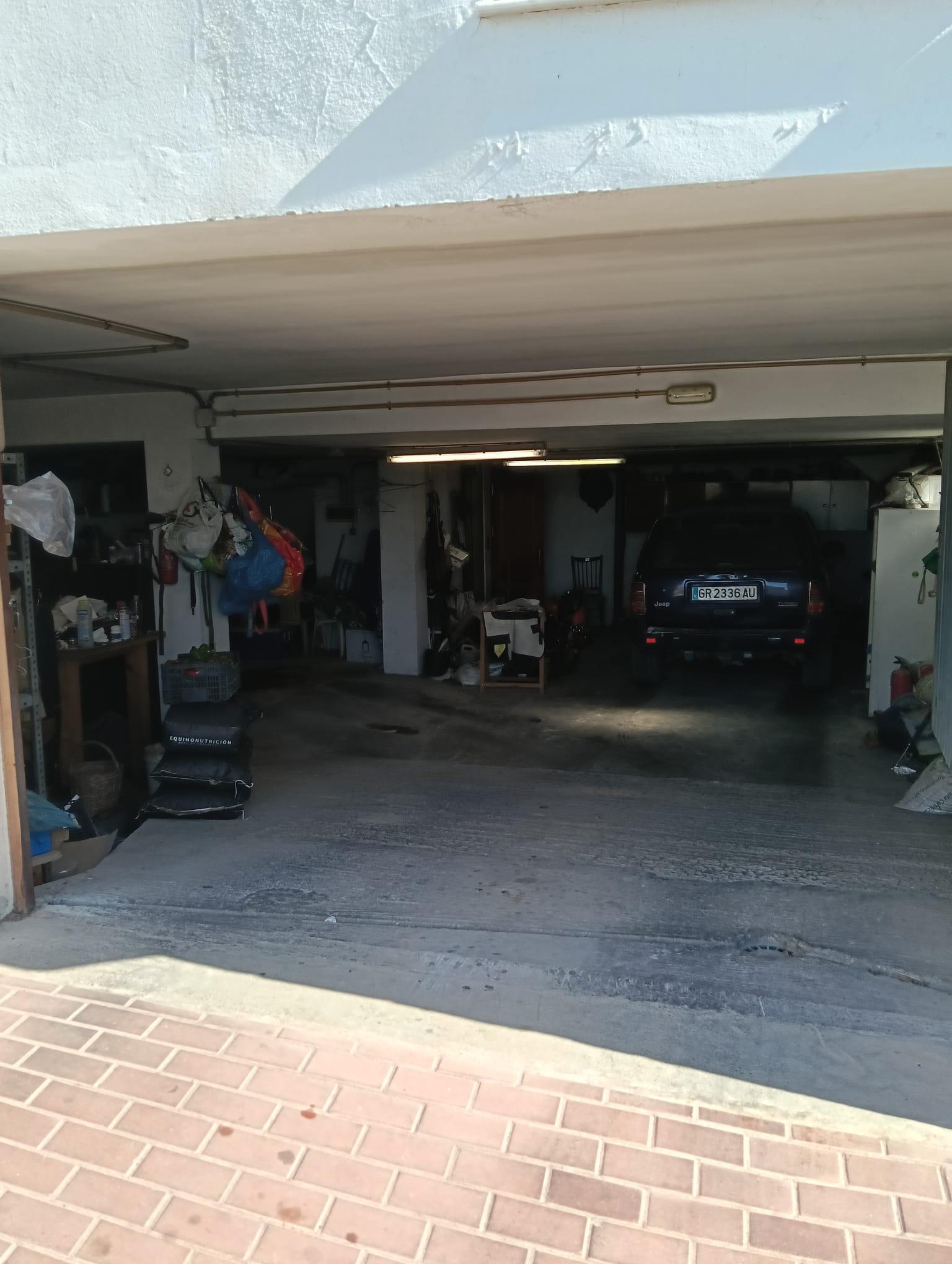 Imagen 1 Parking Coche en venta en Arcos De La Frontera / Ubicada cerca de la Plaza Bailen.