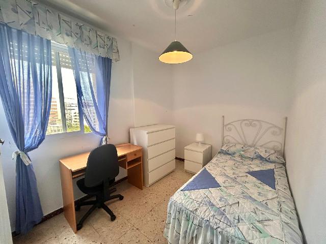 Imagen 22 Inmueble 299267 - Piso en alquiler en Cádiz / Al lado del Estadio Nuevo Mirandilla.