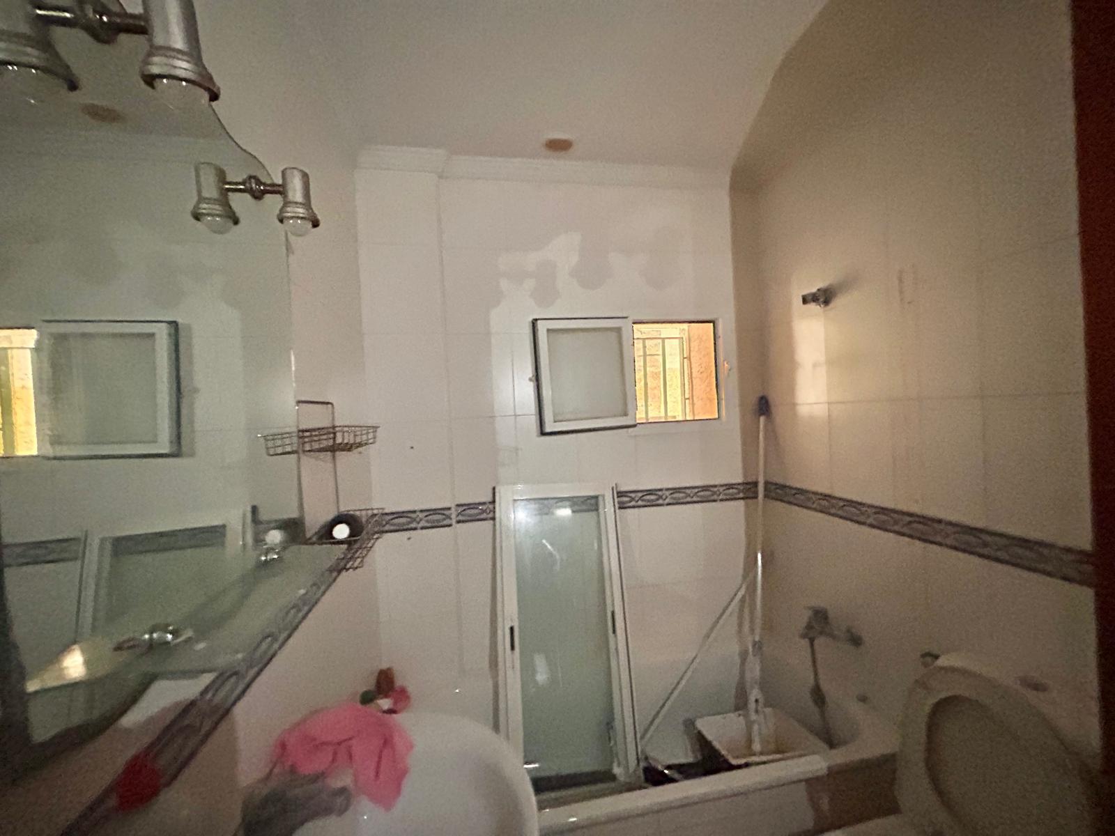 Imagen 17 Piso en venta en Villamartín / Cerca de la Plaza de Toros Villamartín.