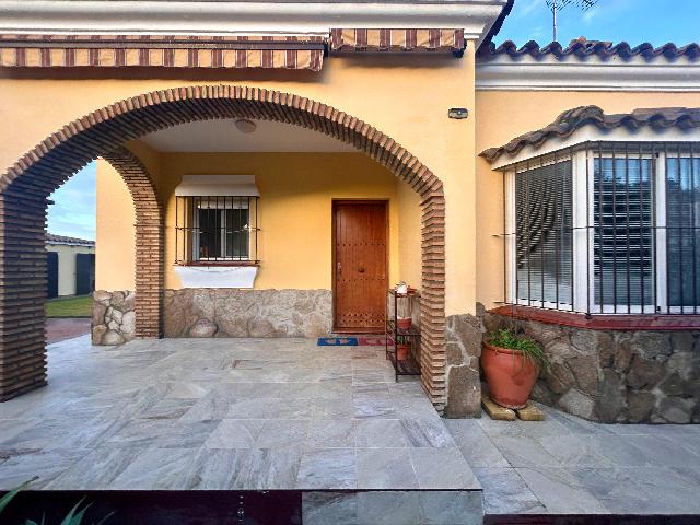 Imagen 4 Inmueble 299607 - Casa en venta en Chiclana De La Frontera / Cerca de la Venta del Burro